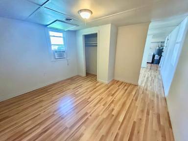 Main picture of 338 E Second St