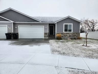 Main picture of 3599 S Yvonne Way