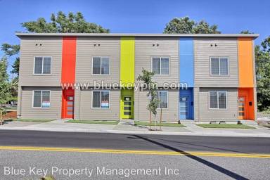 Main picture of 2713 Broadway St