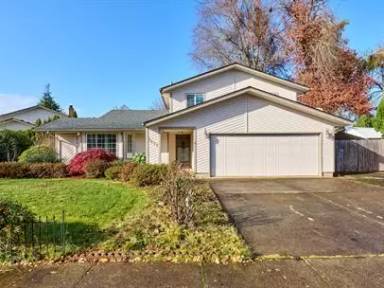 Main picture of 3617 Silverstone Dr NE