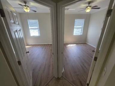Main picture of 2528 Ladoga Dr