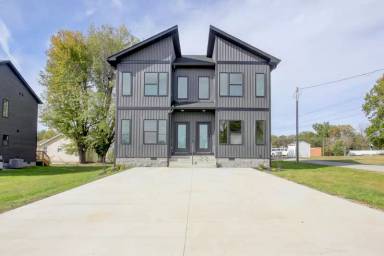Main picture of 238 Third St