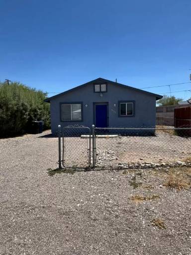 Main picture of 2026 Gregg Ln