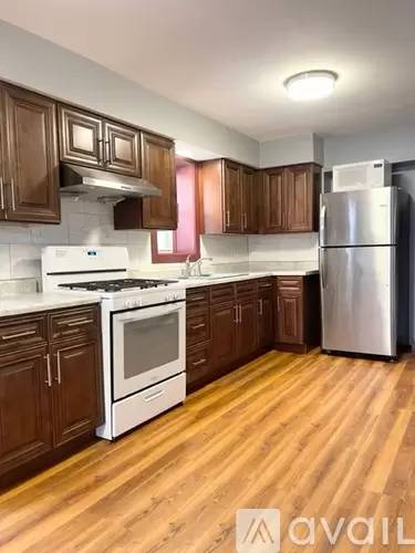 Main picture of 3836 S Parnell Ave