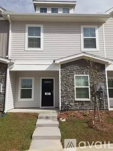 Main picture of 938 Drake Grove Ln