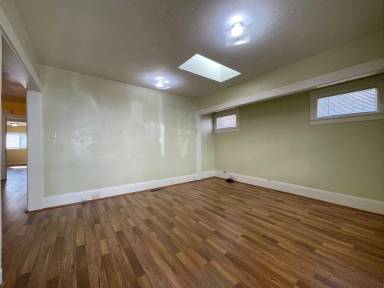 Main picture of 1483 MacArthur Blvd