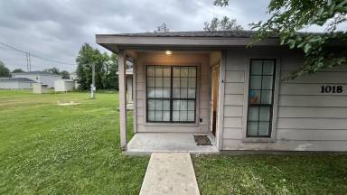 Main picture of 1018 Link Rd