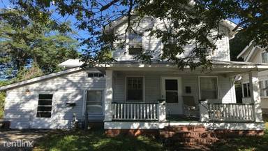 Main picture of 828 49th St