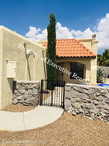 Main picture of 2030 Pinecone Way