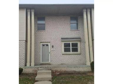 Main picture of 37780 Charter Oaks Blvd