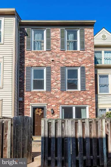 Main picture of 7555 Belle Grae Dr
