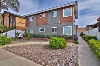 Main picture of 4427 Estrella Ave