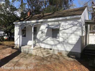 Main picture of 306 1/2 E Baker St