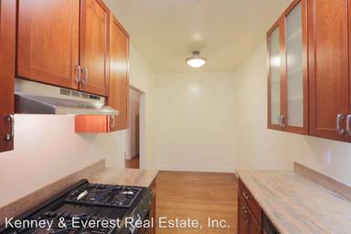 Main picture of 2700 Polk St