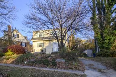 Main picture of 5911 Brackenridge Ave