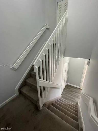 Main picture of 8175 NW 8th St