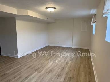 Main picture of 1811 Winding Hills Dr