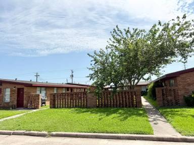 Main picture of 811 N Avenue F