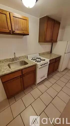 Main picture of 317 S Oak Park Ave