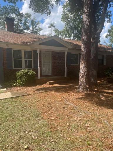 Main picture of 140 Belmont Rd
