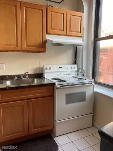 Main picture of 401 W 50th St