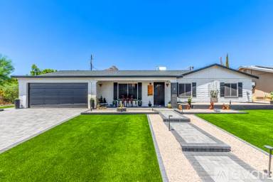 Main picture of 1540 E El Camino Dr