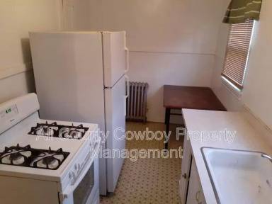 Main picture of 769 N 8th St