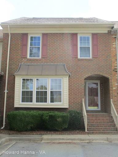 Main picture of 734 Lord Dunmore Dr