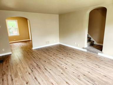 Main picture of 2618 Waldo St