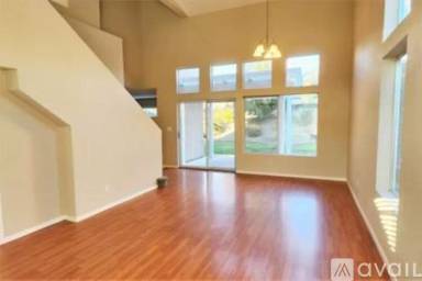 Main picture of 4904 Spur Way
