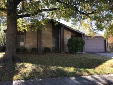 Main picture of 1217 W Memphis St