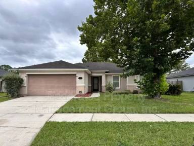 Main picture of 2231 Brian Lakes Dr E