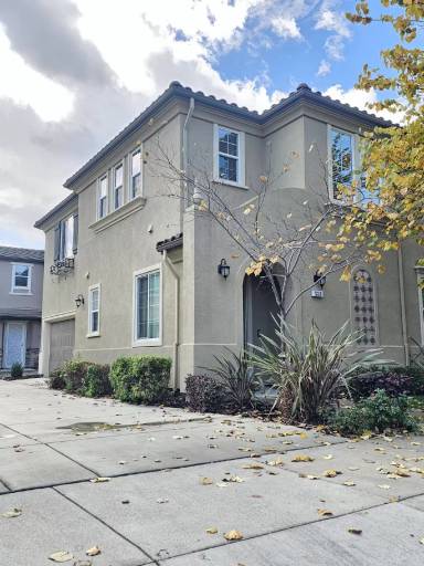 Main picture of 336 Pacifica Dr