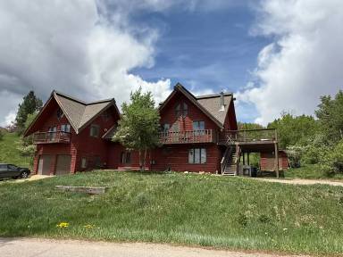 Main picture of 2555 Val Disere Cir