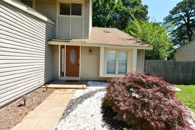 Main picture of 1548 Beachview Dr