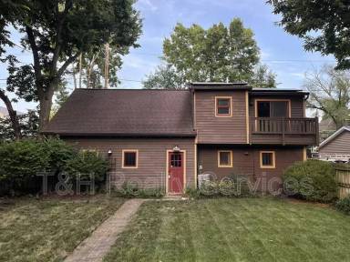 Main picture of 3043 N Pennsylvania St