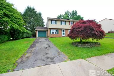 Main picture of 16 Clarendon Dr