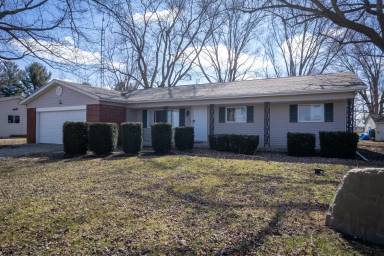 Main picture of 509 W College Corner Rd