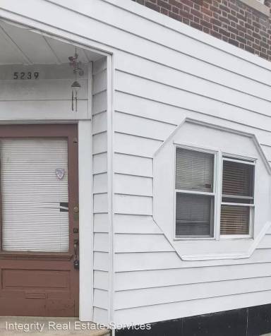 Main picture of 5239 Duffield St