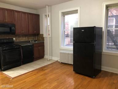Main picture of 130 Corbin Ave