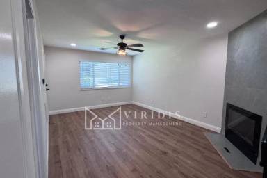 Main picture of 930 Olive Dr Condos