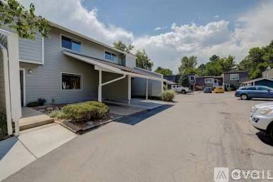 Main picture of 2960 Glenwood Dr