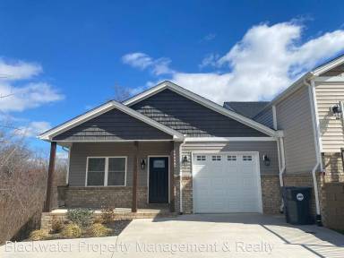 Main picture of 1321 Emerald View Ct