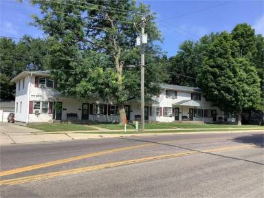 Main picture of 934 Willow St