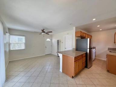 Main picture of 2124-2126 1/2 Reed Ave