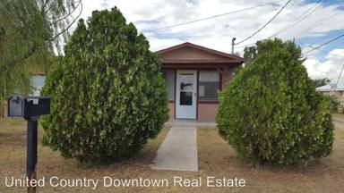 Main picture of 917 W Ash St