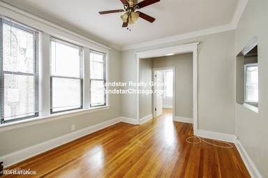 Main picture of 1314 W Waveland Ave