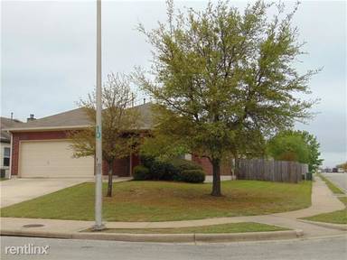 Main picture of 801 Estancia Way