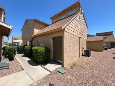 Main picture of 5227 Garden Ln