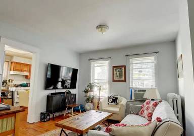 Main picture of 44 Prince St